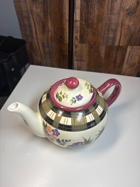 Oneida Floral Plaid Ceramic Teapot (Large)